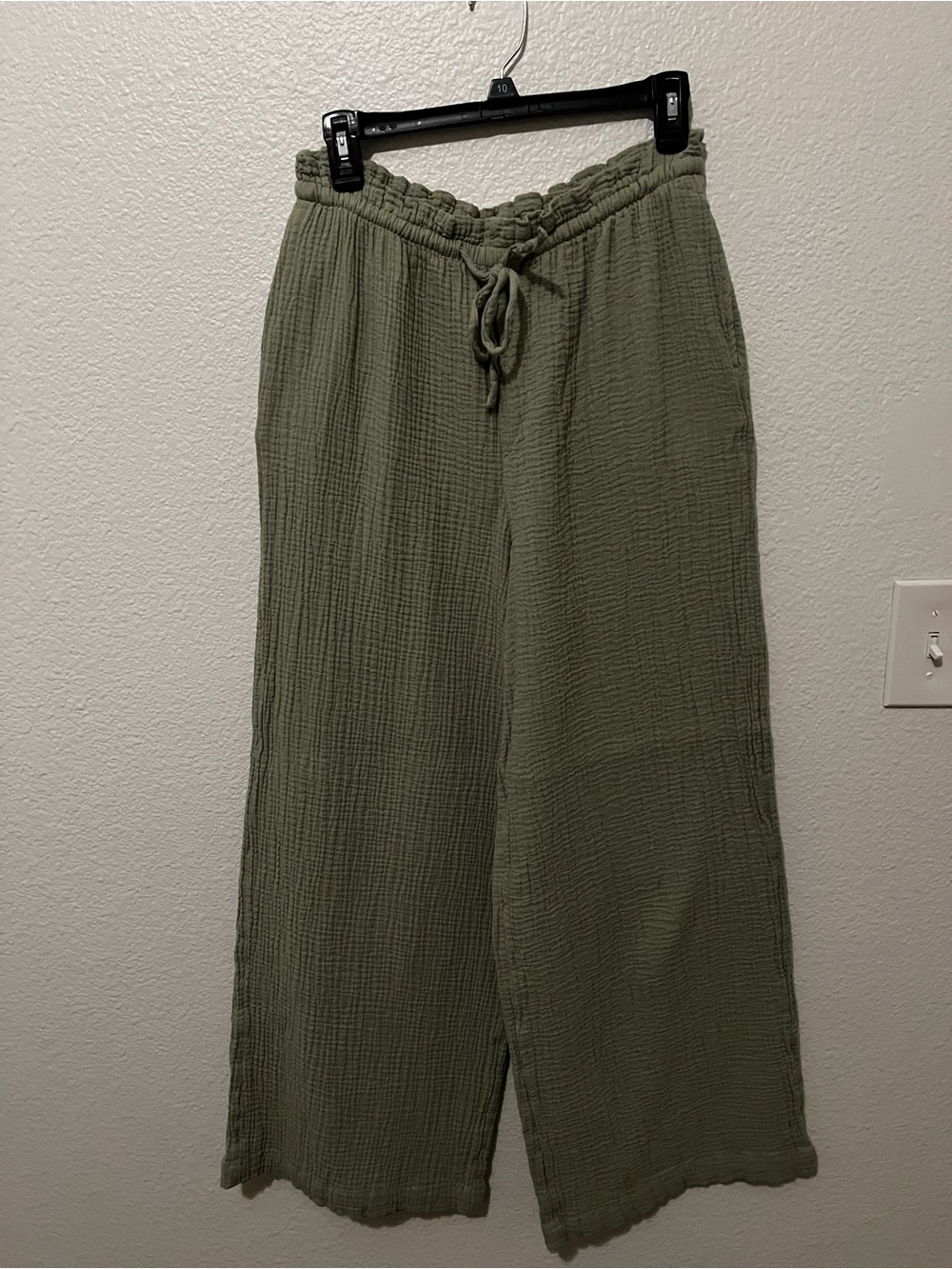 Universal Thread Wide Leg Gauze Pants Drawstring Green